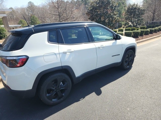 Used 2021 Jeep Compass Latitude image 7