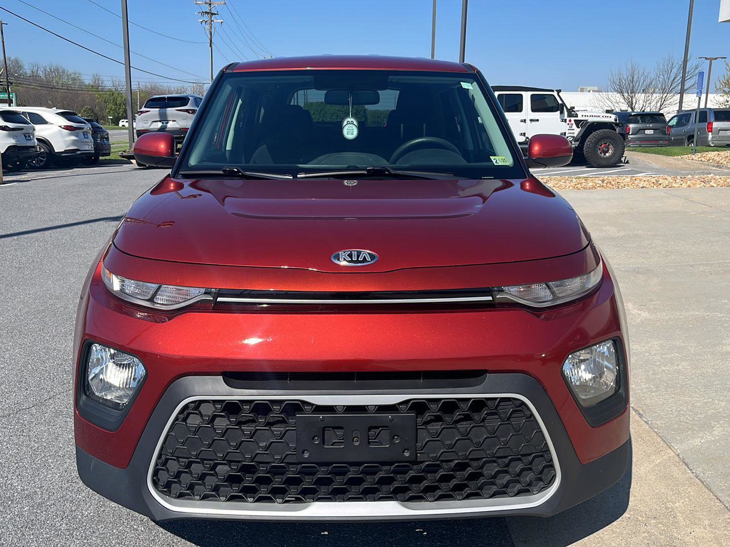 Used 2021 Kia Soul LX FWD image 2