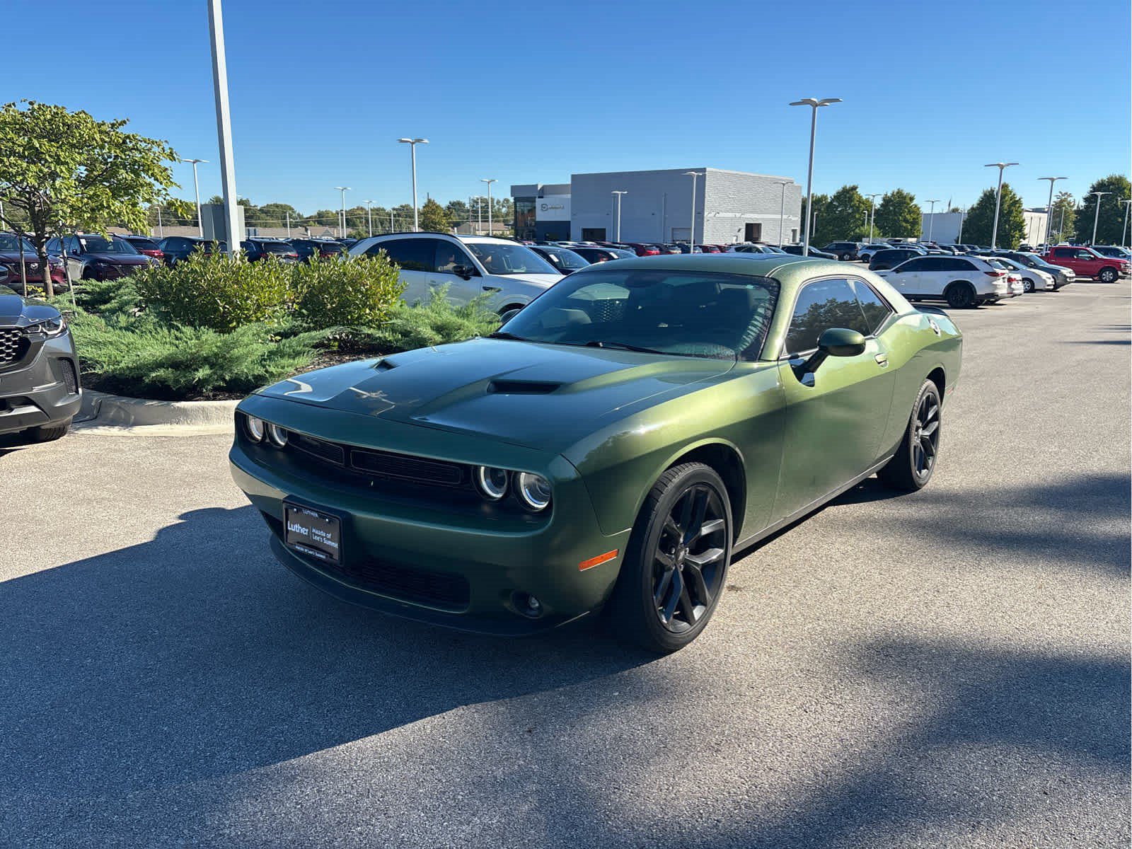 Used 2022 Dodge Challenger SXT w/ Blacktop Package RWD image 2