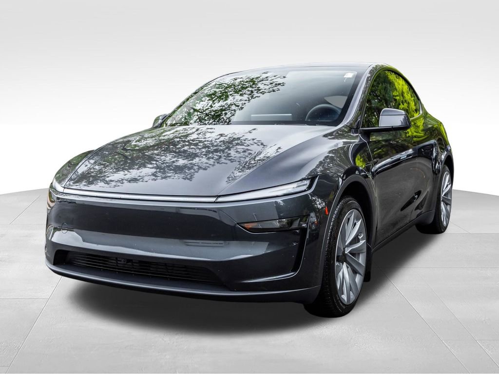 Used 2026 Tesla Model Y AWD image 11