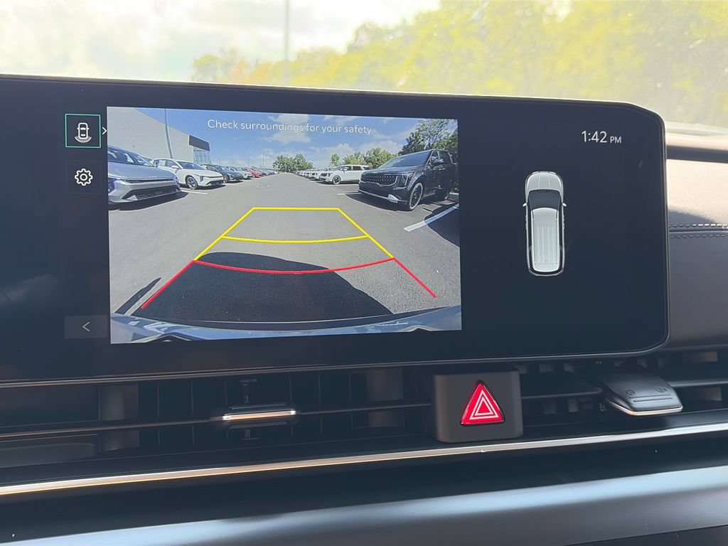 New 2027 Kia Carnival FWD image 20