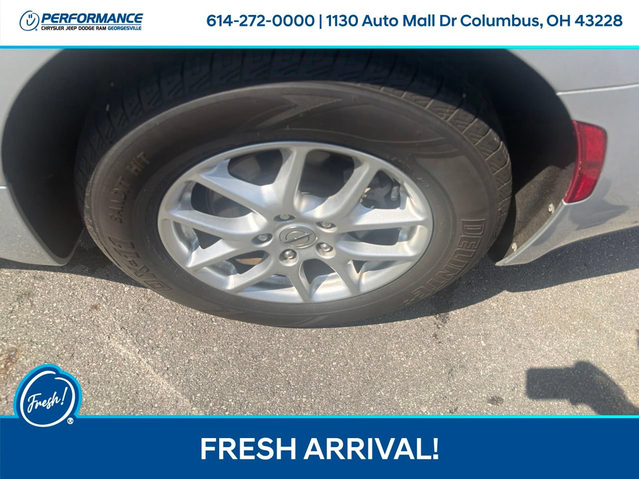Used 2023 Chrysler Voyager LX FWD image 11