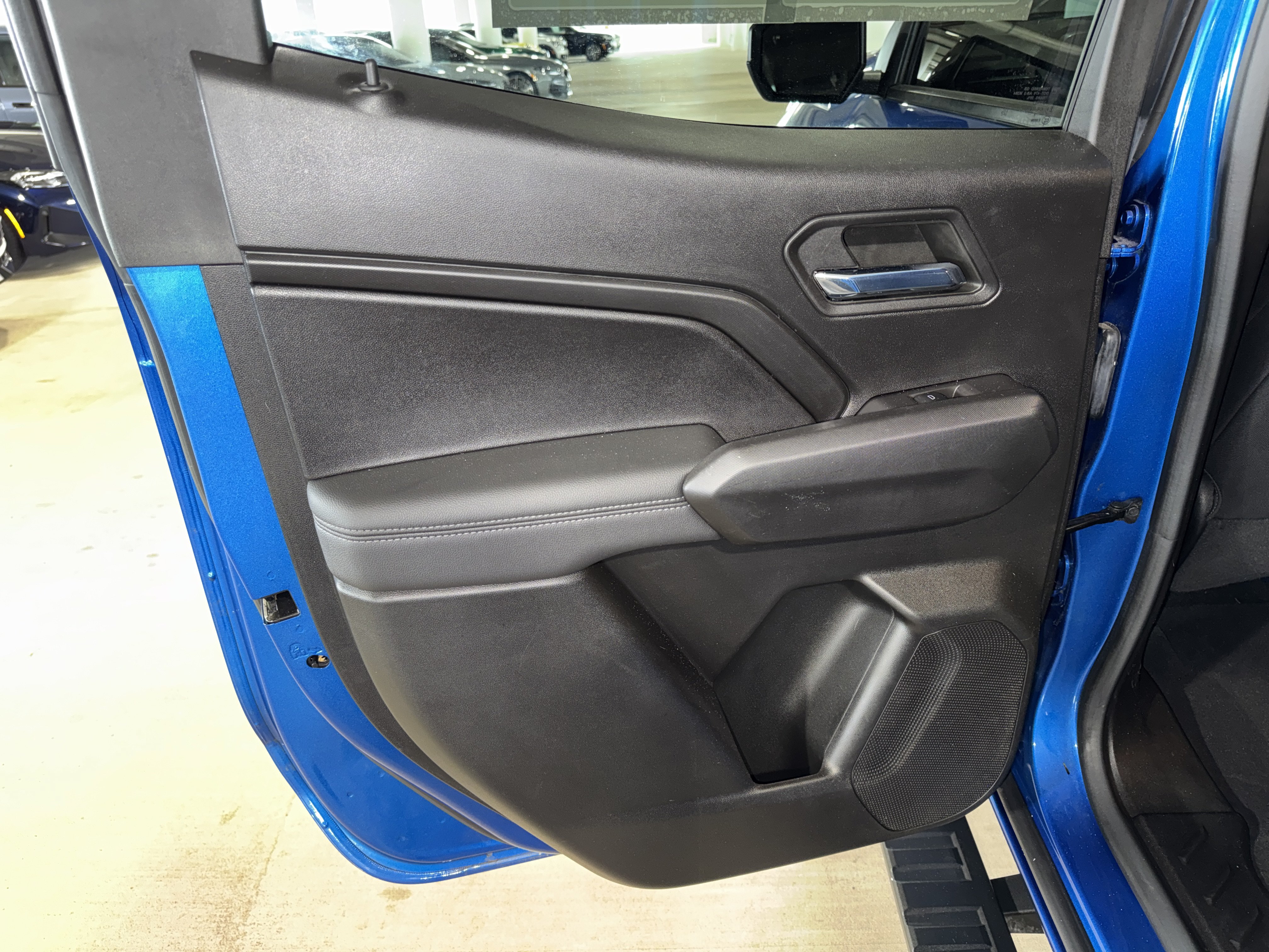 Used 2023 GMC Canyon Elevation w/ Convenience Package RWD image 16