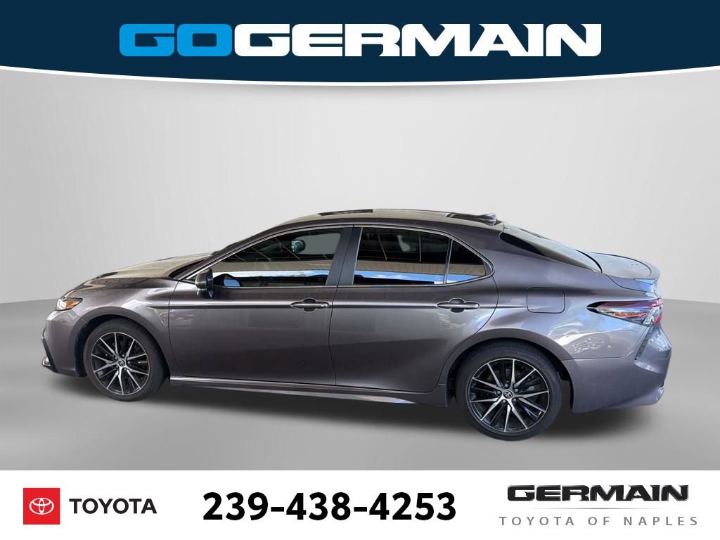 Used 2024 Toyota Camry SE FWD image 11
