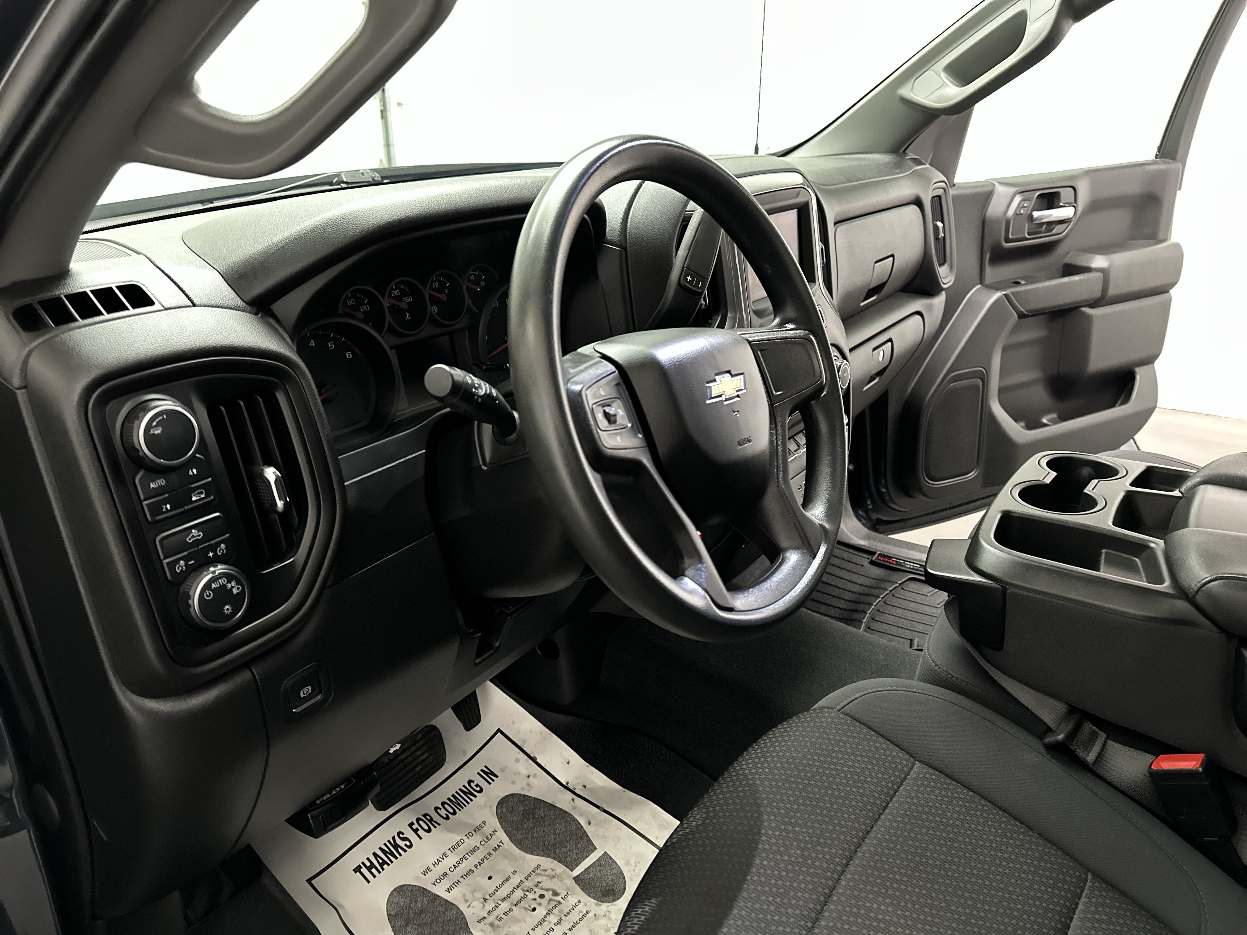Used 2021 Chevrolet Silverado 1500 Custom AWD/4WD image 17