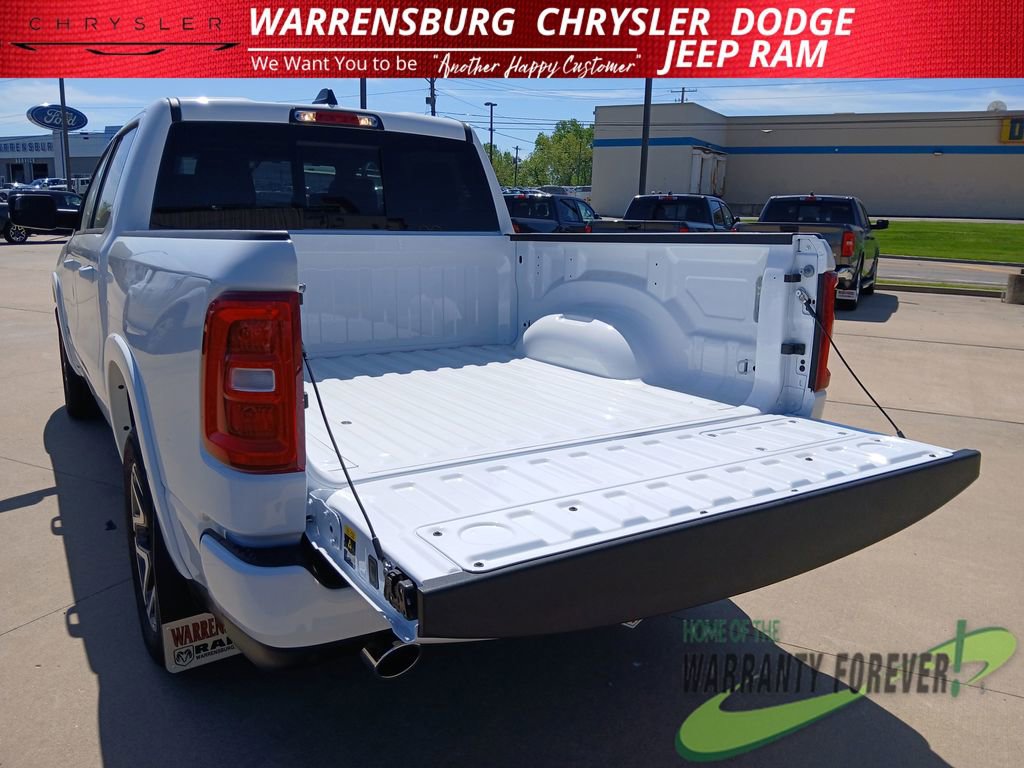 New 2026 RAM 1500 Laramie AWD/4WD image 33