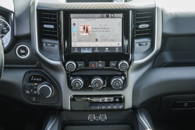 New 2026 RAM 1500 Express AWD/4WD image 30