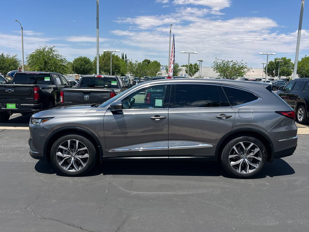 Used 2024 Acura MDX w/ Technology Package AWD/4WD image 3