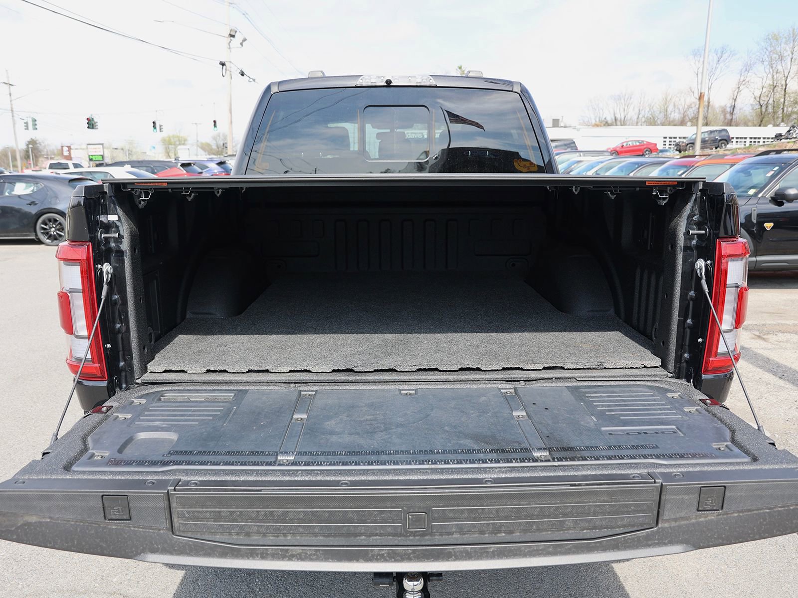 Certified 2023 Ford F150 Raptor w/ Equipment Group 802A Raptor R AWD/4WD image 15