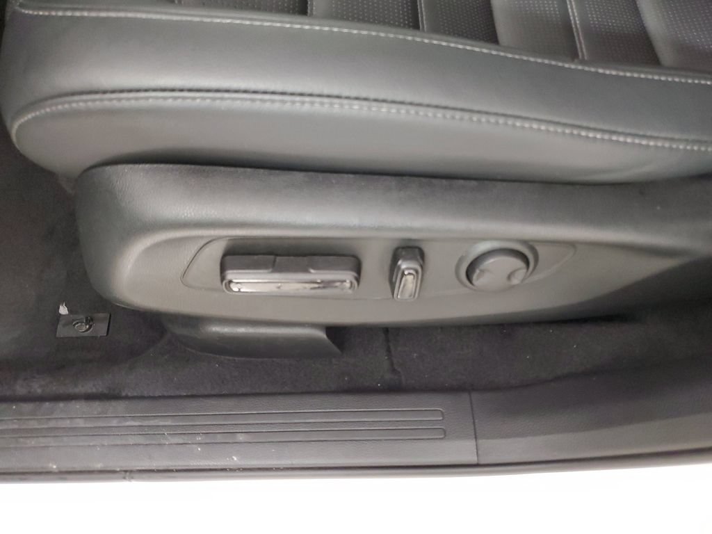 Used 2024 Honda CR-V EX-L image 23