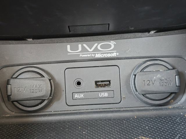 Used 2014 Kia Sorento LX image 24