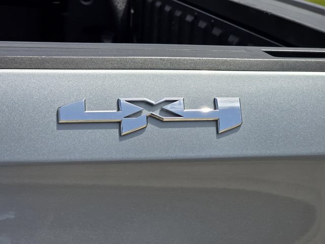 Used 2025 GMC Sierra 1500 SLT AWD/4WD image 8