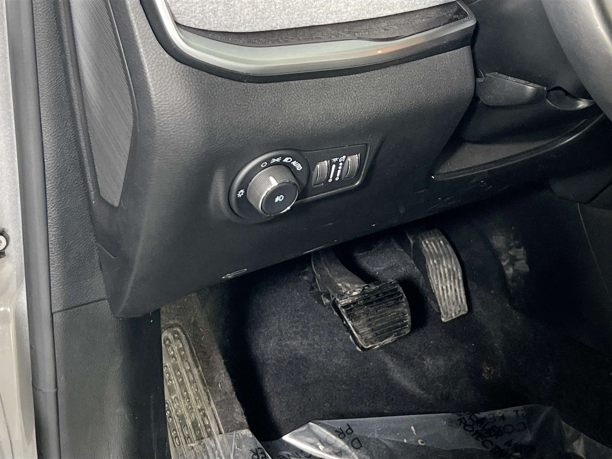 Used 2022 Jeep Compass Latitude AWD/4WD image 10