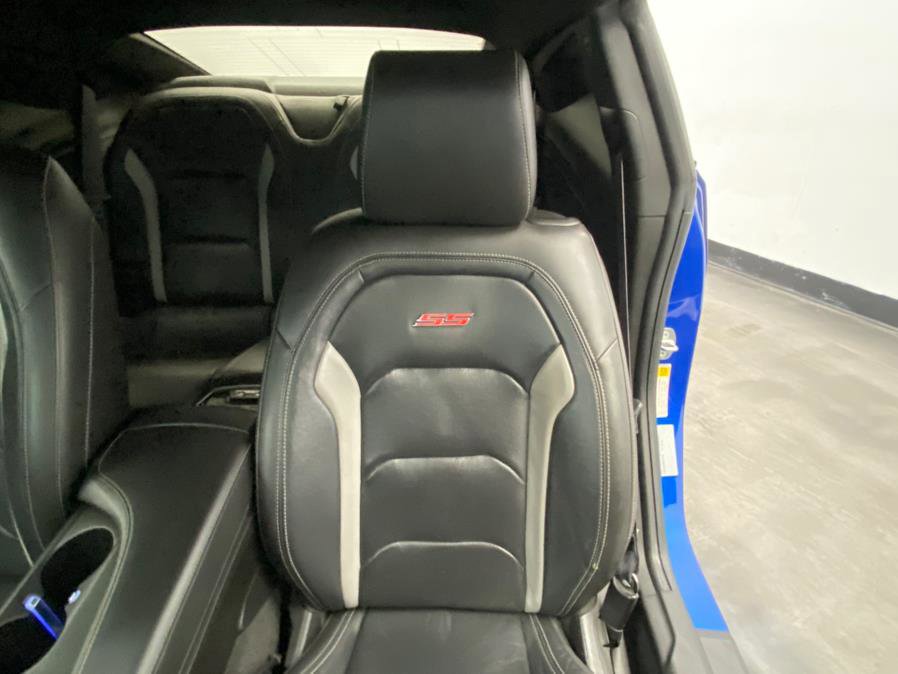 Used 2016 Chevrolet Camaro SS image 21