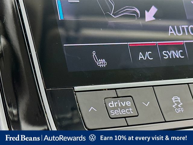 Used 2023 Audi Q7 2.0T Premium w/ Convenience Package AWD/4WD image 26