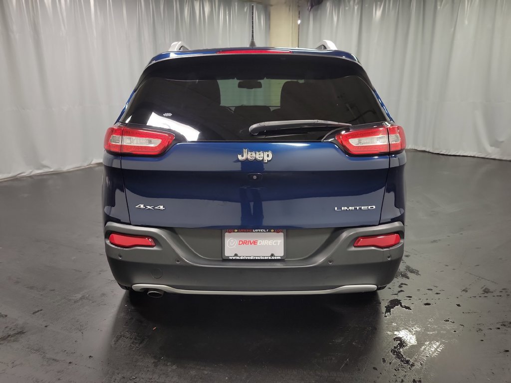 Used 2018 Jeep Cherokee Limited AWD/4WD image 8