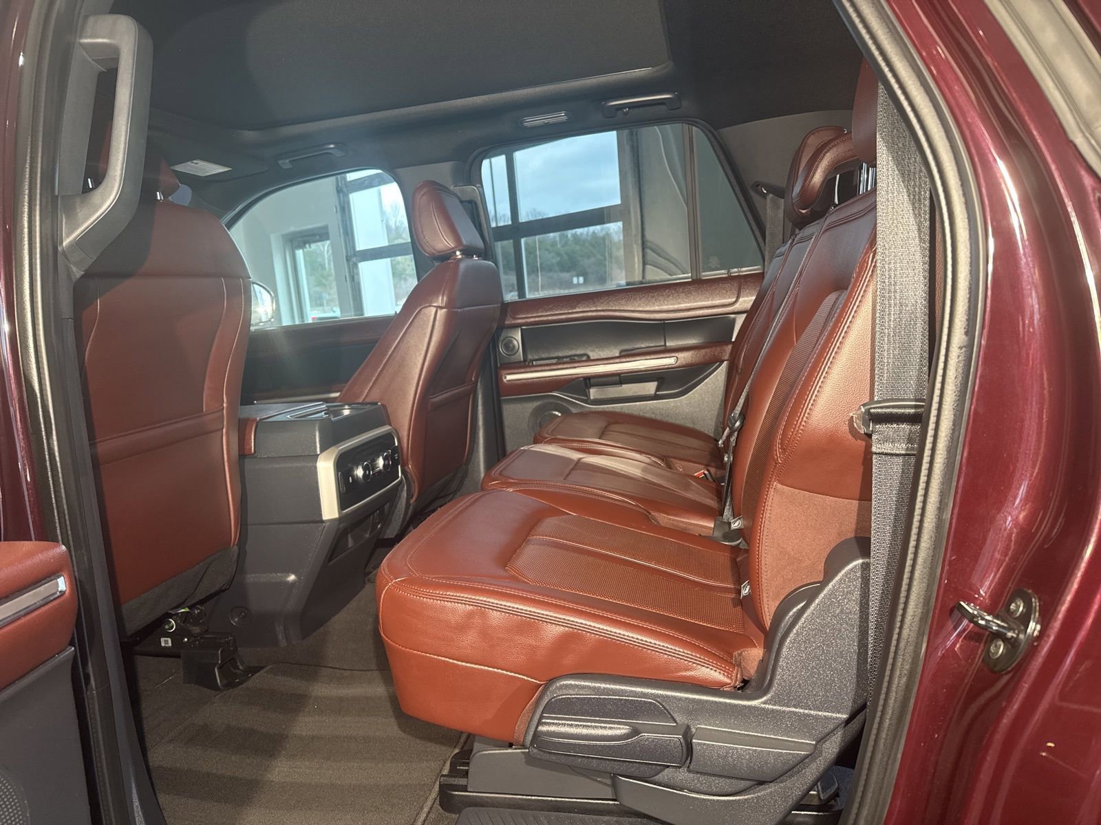 Used 2024 Ford Expedition Max Limited image 21