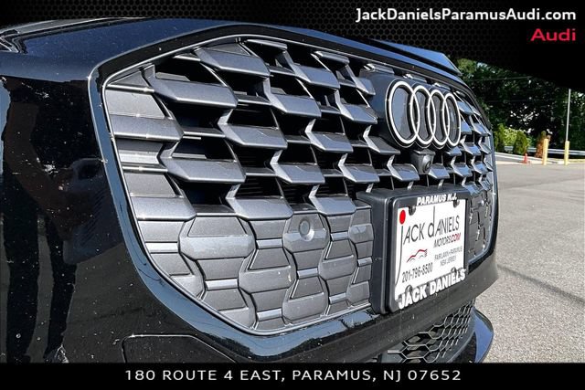 Used 2025 Audi Q5 Premium w/ Convenience Package AWD/4WD image 20