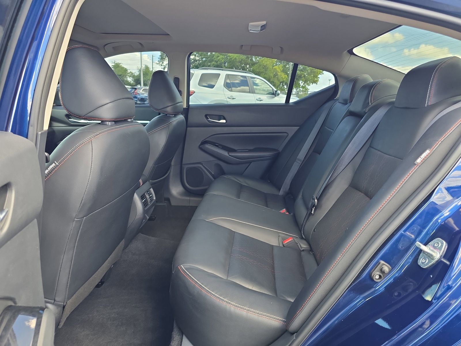 Used 2023 Nissan Altima 2.0 SR FWD image 13