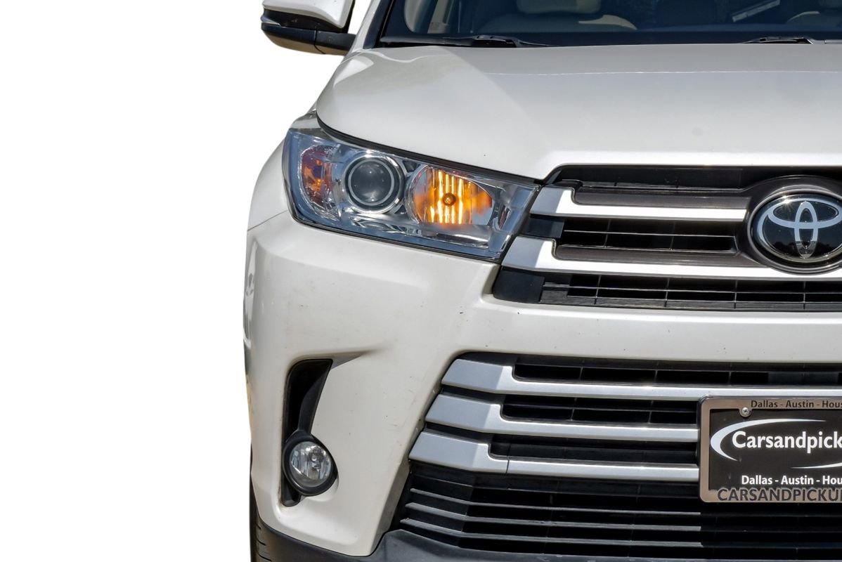 Used 2018 Toyota Highlander XLE FWD image 49