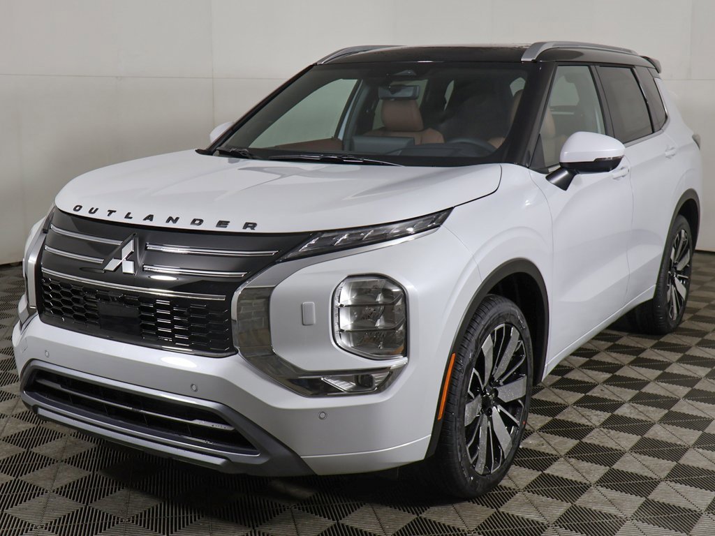 New 2026 Mitsubishi Outlander SEL image 13