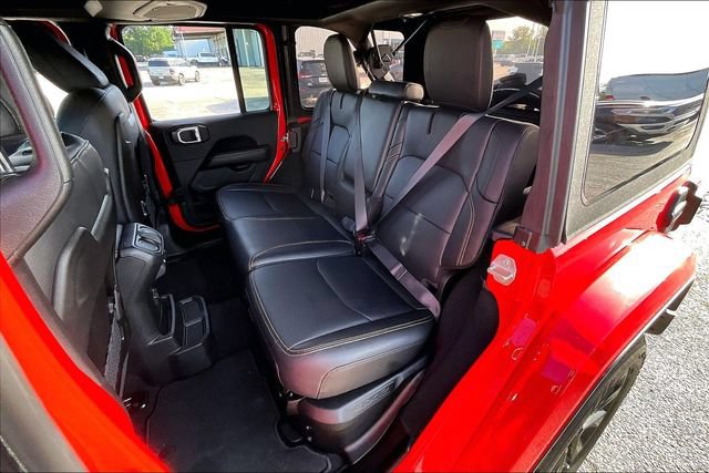 Used 2024 Jeep Wrangler Unlimited Sahara AWD/4WD image 22