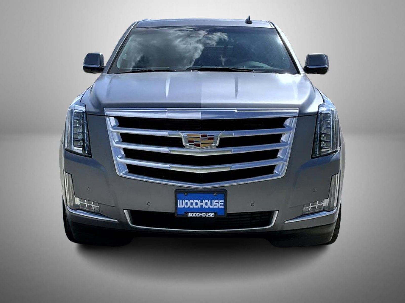 Used 2019 Cadillac Escalade Premium Luxury AWD/4WD image 2