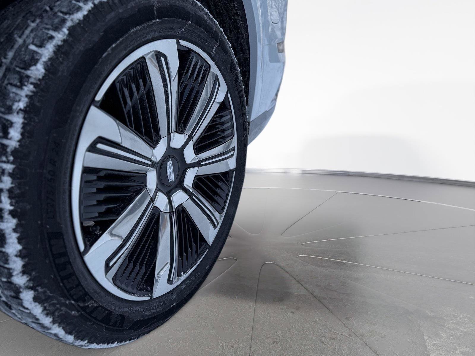 New 2026 Cadillac Escalade IQL Luxury image 11