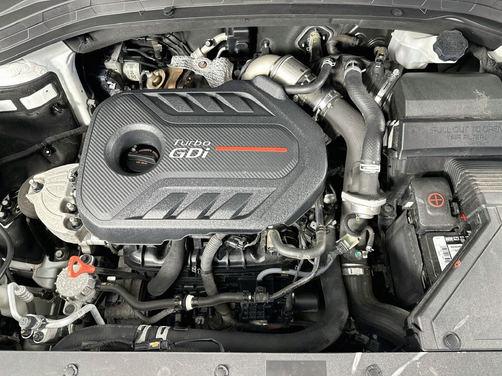 Used 2019 Hyundai Santa Fe AWD image 28