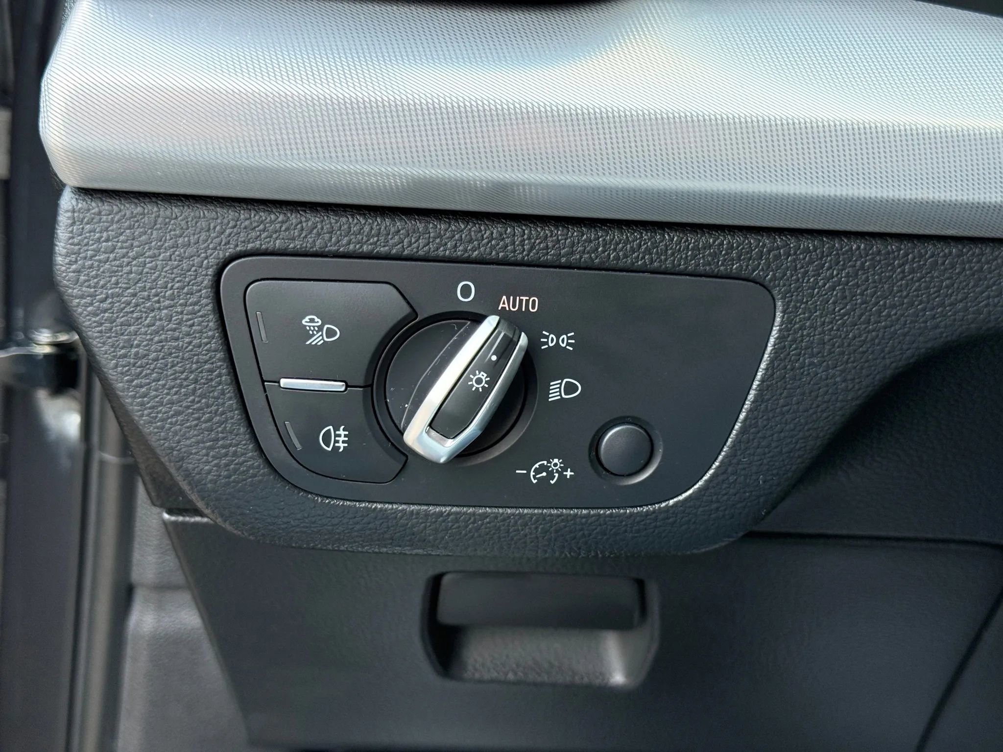 Used 2018 Audi Q5 2.0T Premium Plus w/ Premium Plus Package image 25