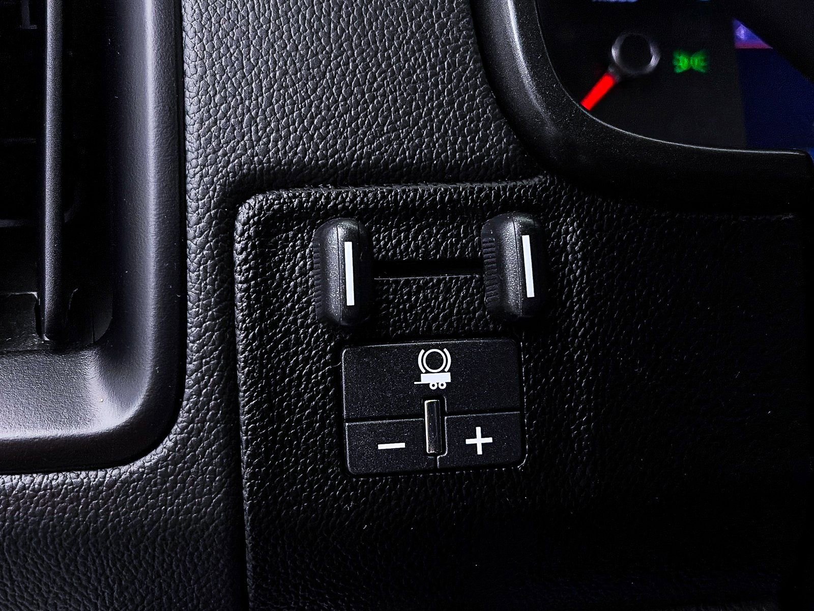 Used 2022 Chevrolet Colorado ZR2 image 6