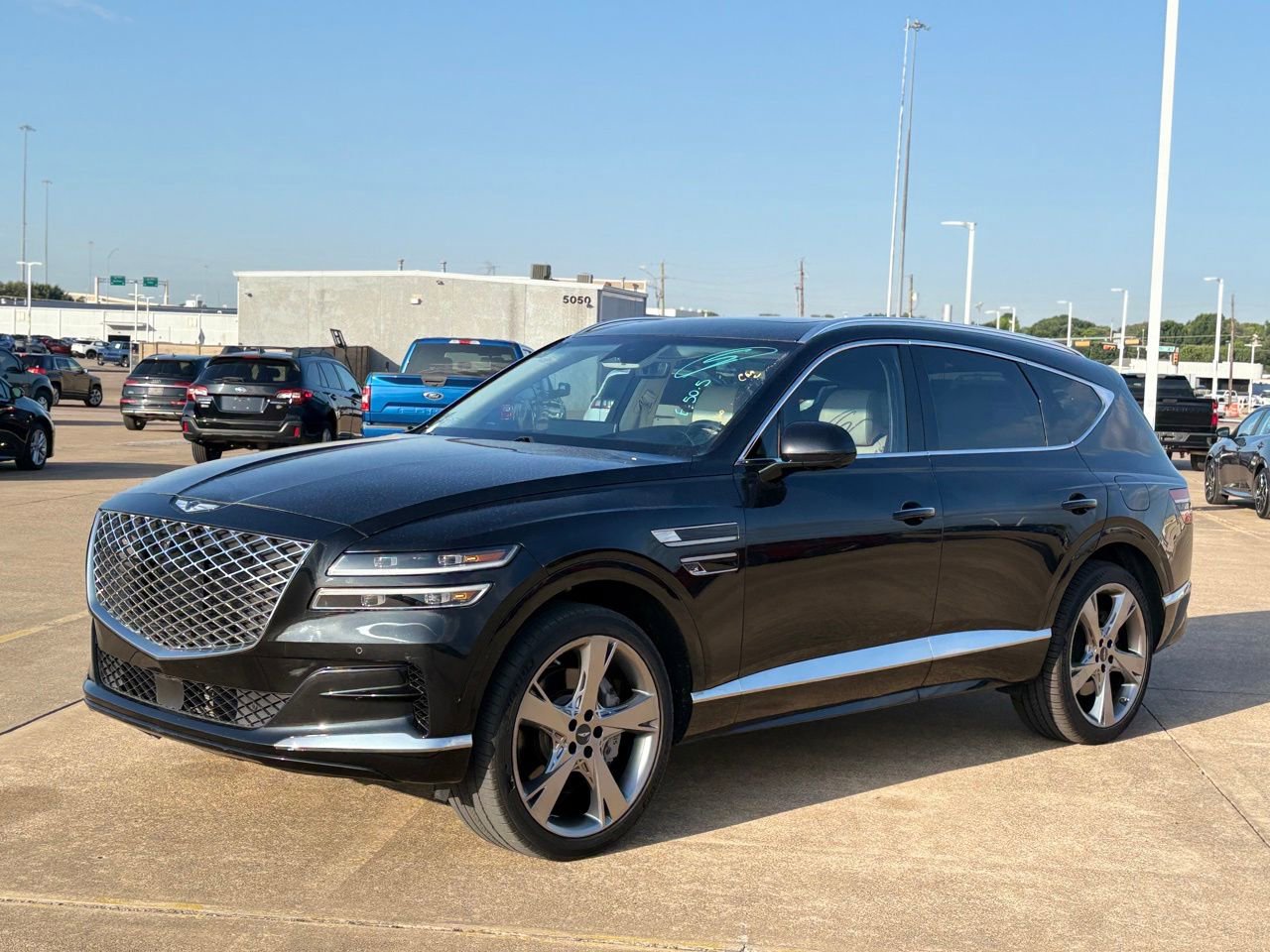 Used 2022 Genesis GV80 2.5T w/ Prestige Package 04 AWD/4WD image 1