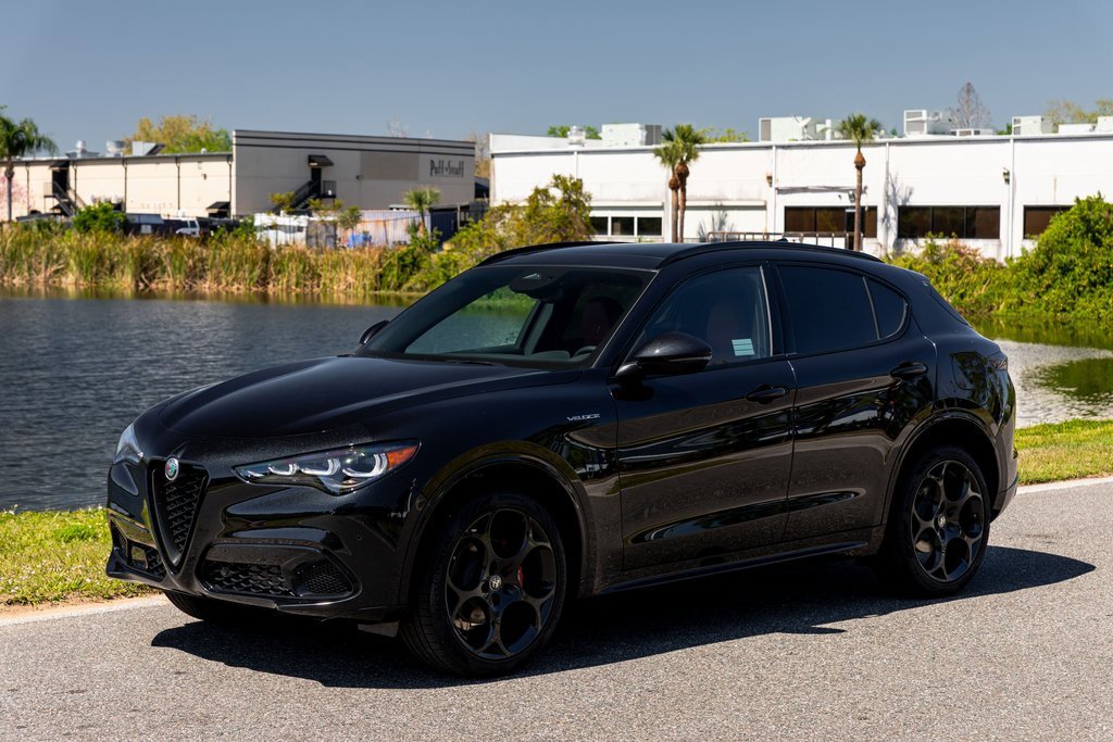 New 2025 Alfa Romeo Stelvio Sprint w/ Veloce Package image 12