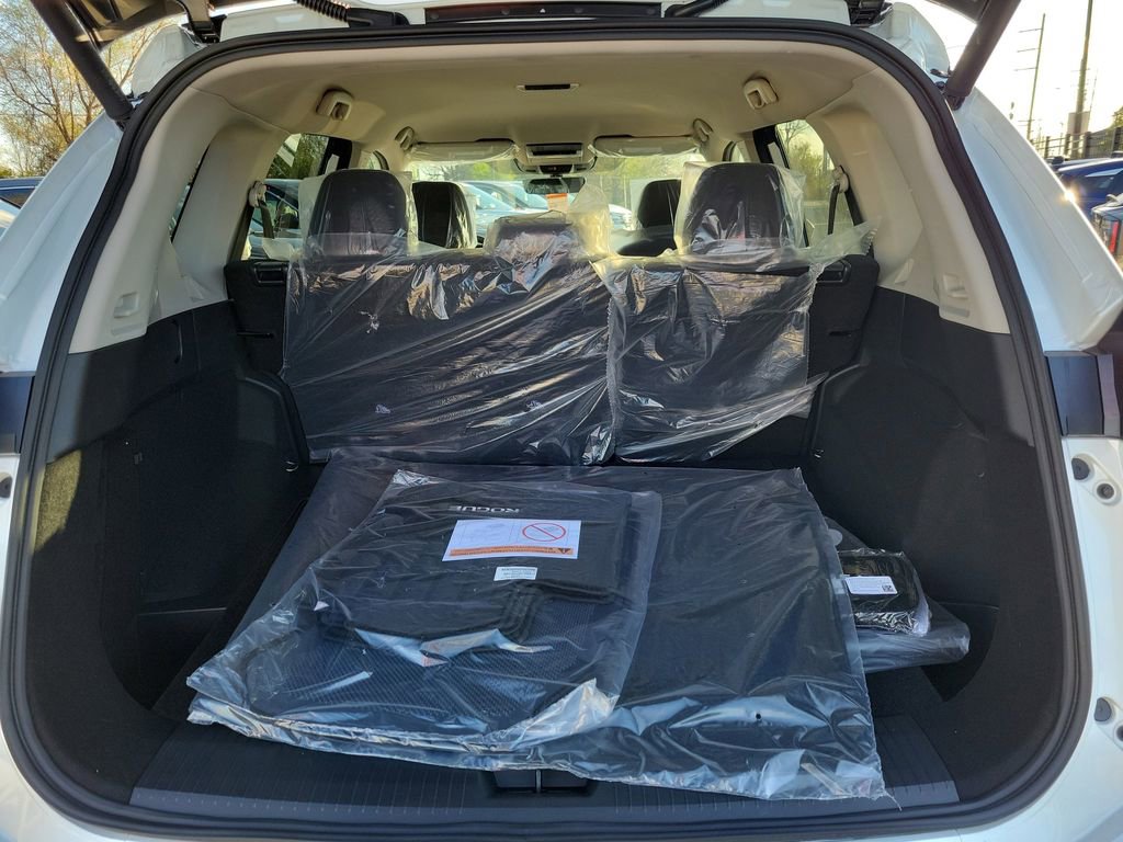 New 2026 Nissan Rogue SV AWD/4WD image 8