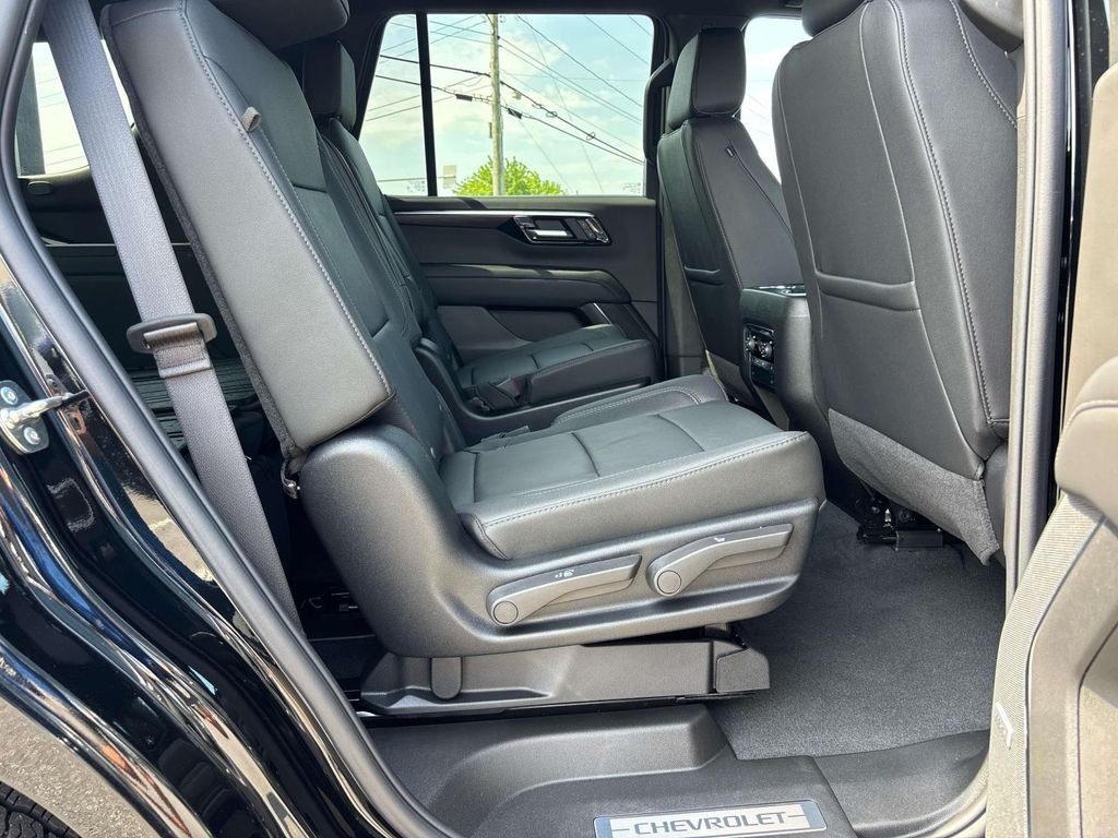 Used 2026 Chevrolet Tahoe Z71 w/ Comfort Package AWD/4WD image 21