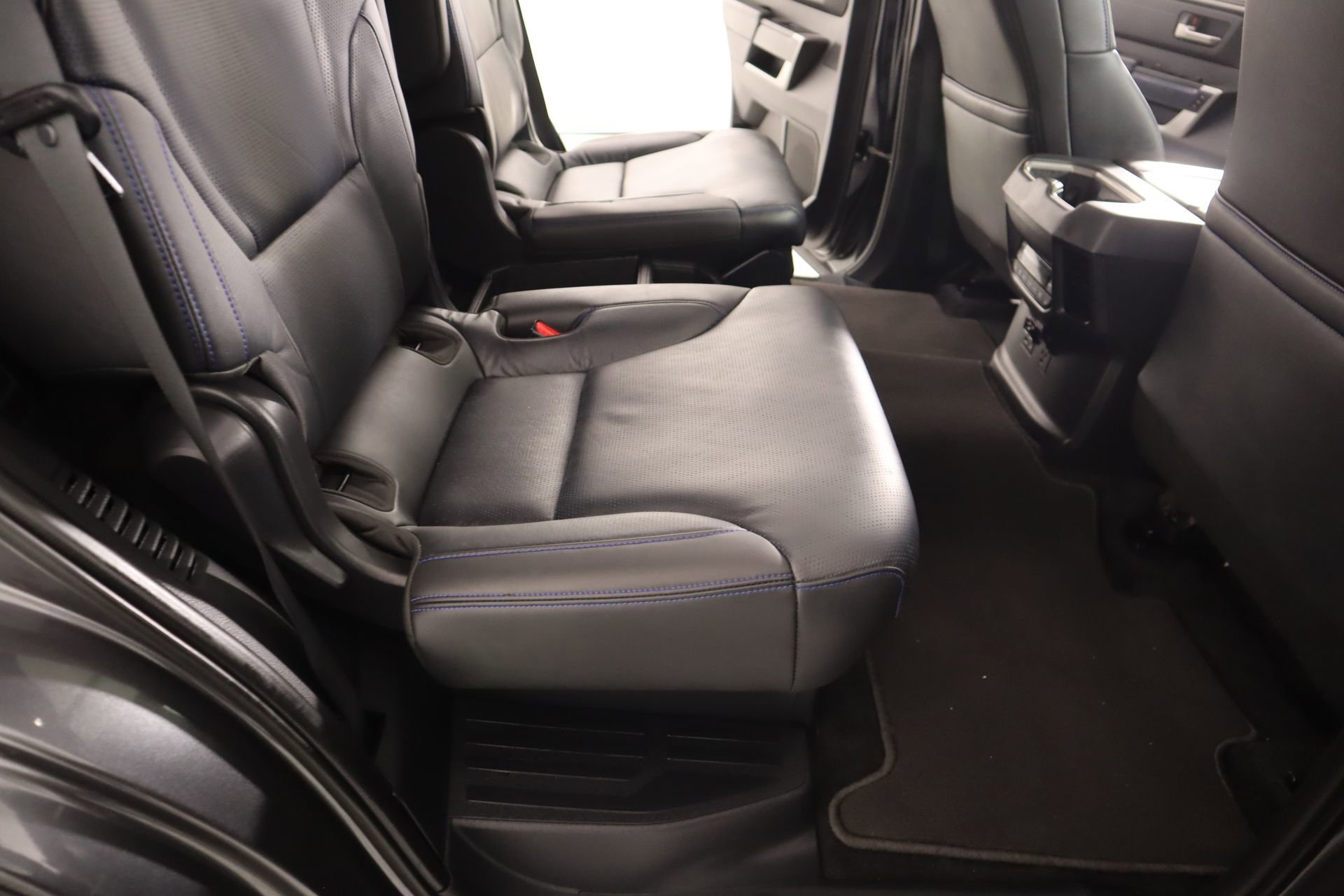 Used 2026 Toyota Sequoia Platinum image 16