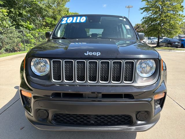 Used 2023 Jeep Renegade Latitude AWD/4WD image 8