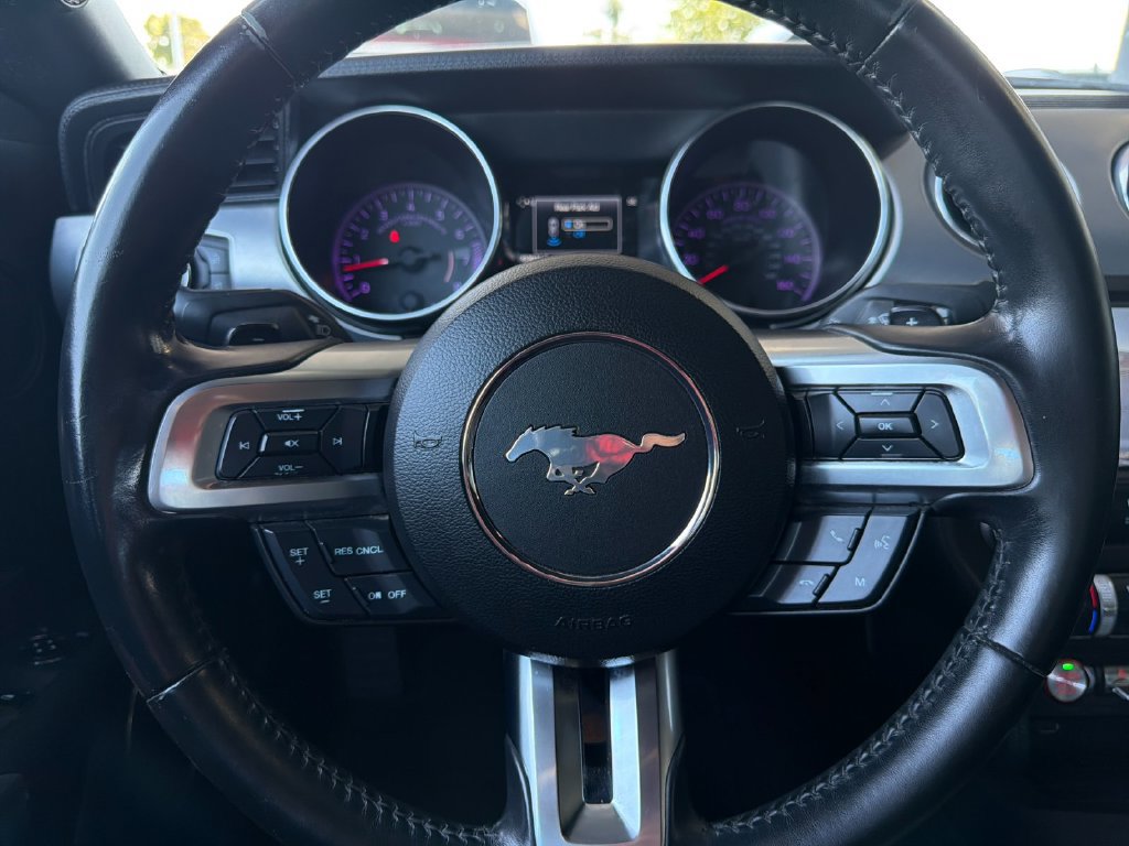 Used 2020 Ford Mustang Premium RWD image 23