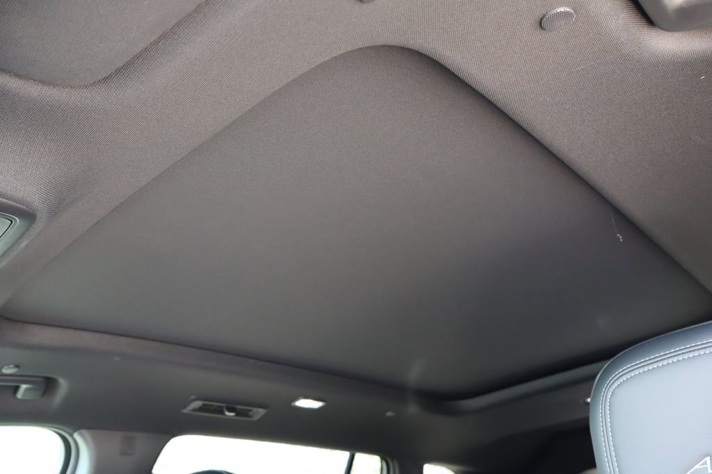 New 2026 Buick Enclave Avenir w/ Super Cruise Package image 19