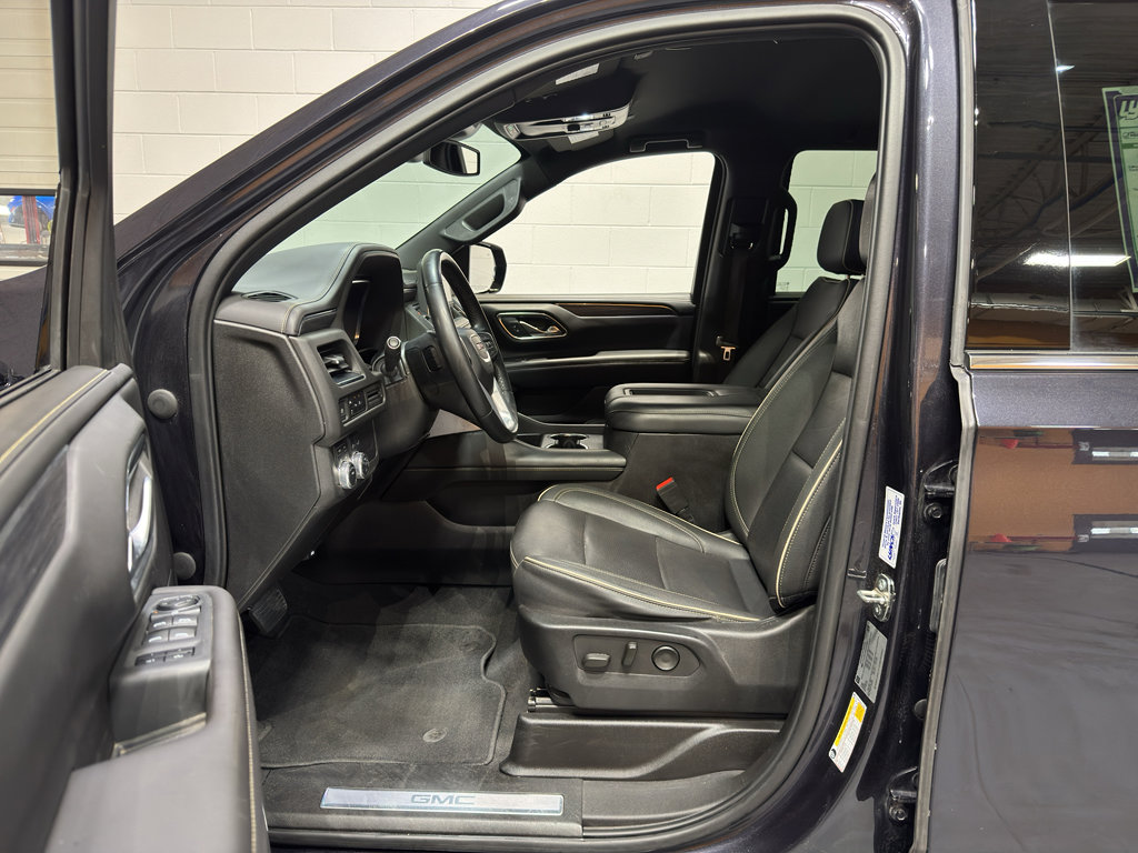 Used 2023 GMC Yukon SLT image 16