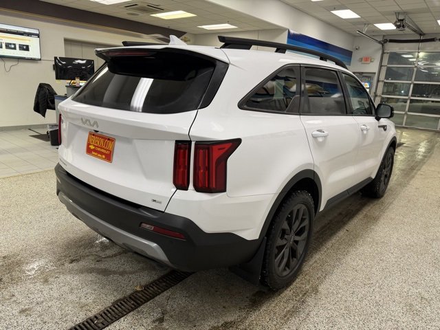 Used 2023 Kia Sorento SX Prestige image 5