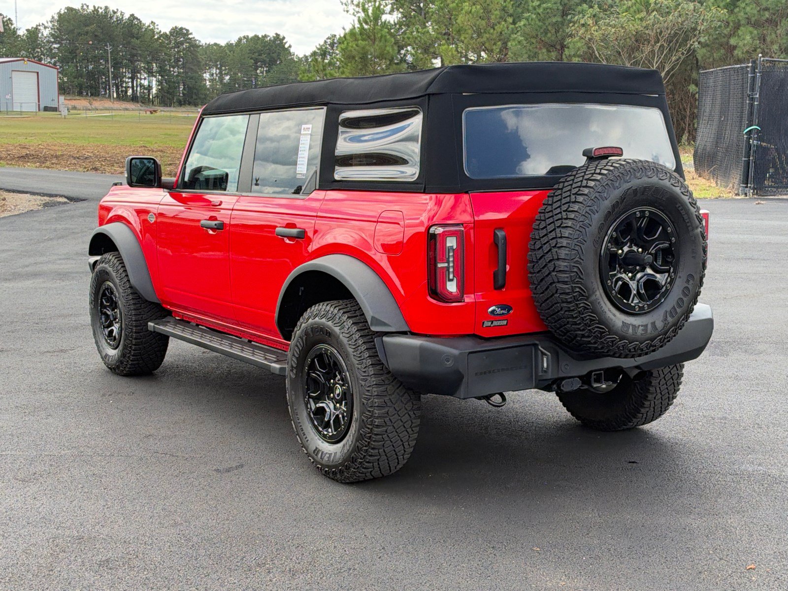 Used 2023 Ford Bronco Wildtrak AWD/4WD image 7