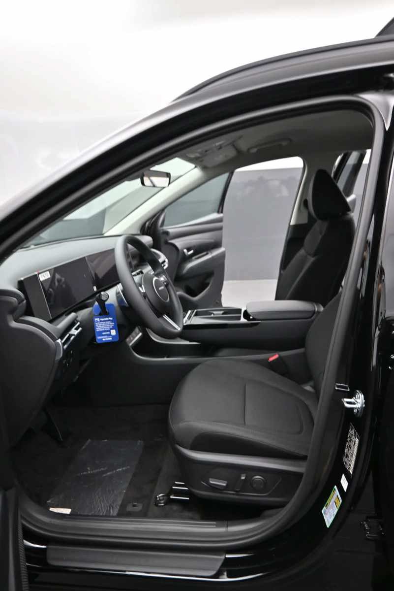 New 2026 Hyundai Tucson SEL AWD/4WD image 16