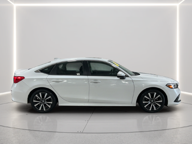 Used 2023 Honda Civic EX image 7
