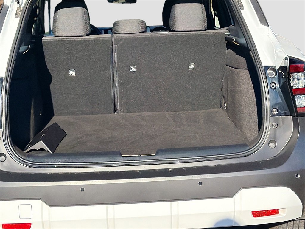 Used 2025 Nissan Kicks S image 26