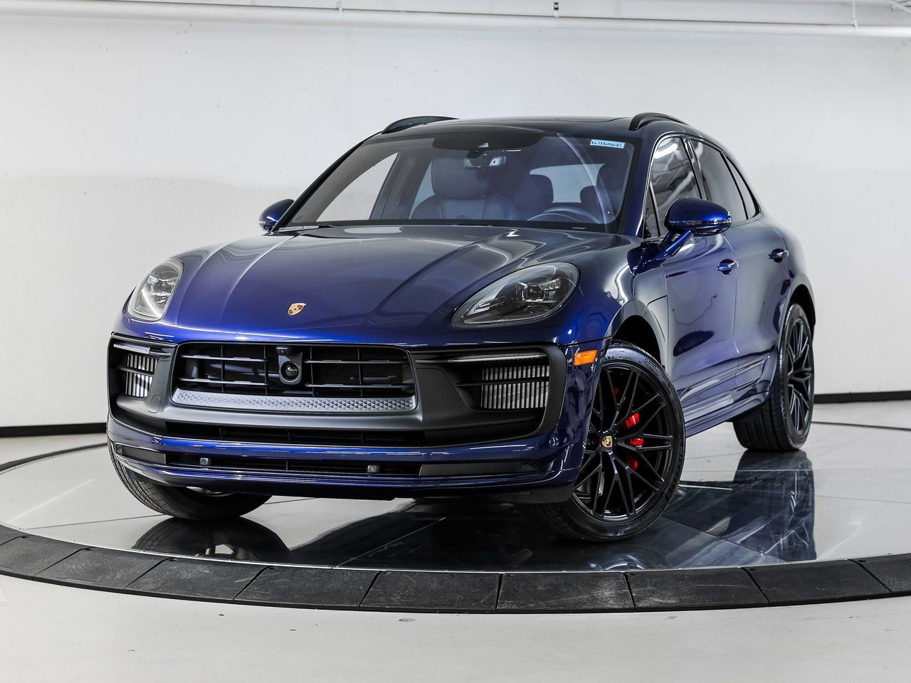 New 2026 Porsche Macan GTS AWD/4WD image 1