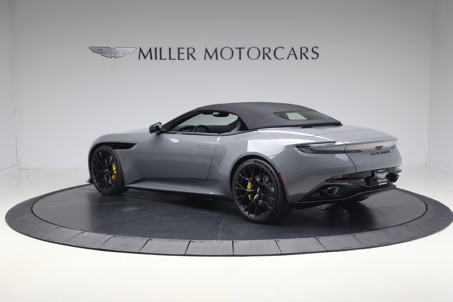 New 2026 Aston Martin DB12 Convertible image 16