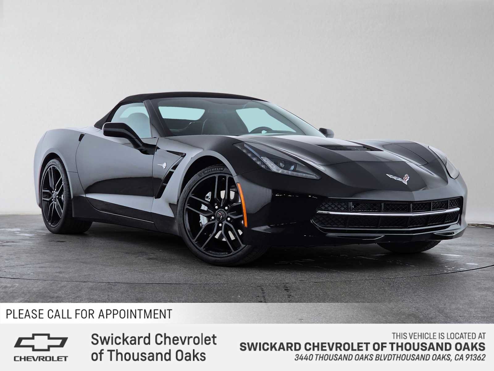 Used 2019 Chevrolet Corvette Stingray Convertible w/ 1LT RWD image 1
