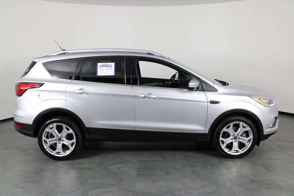 Used 2019 Ford Escape Titanium image 13