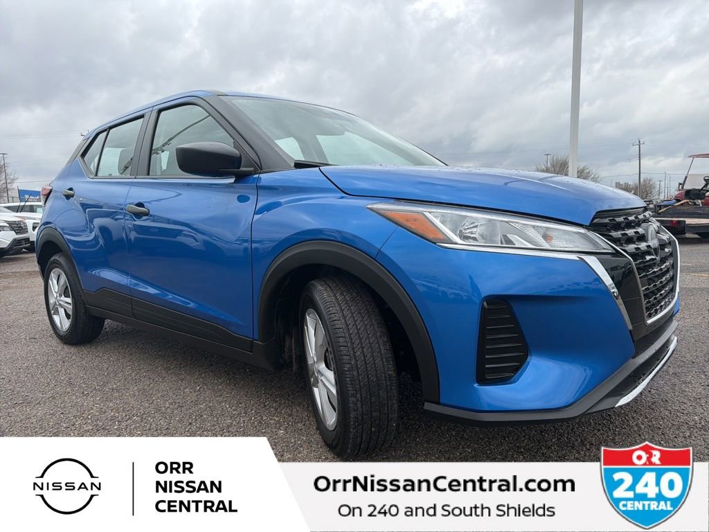 New 2025 Nissan Kicks Play S image 7